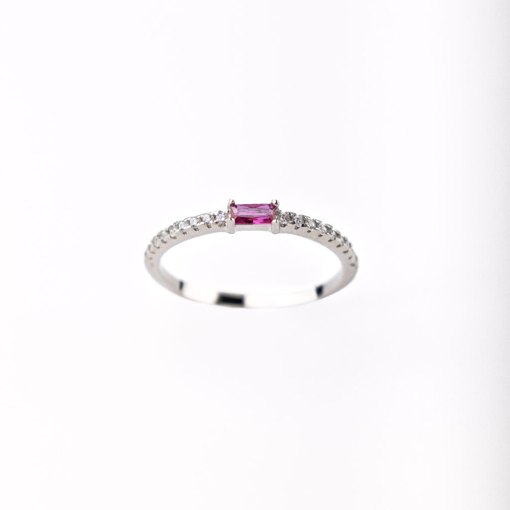 TEMPTATION Sterling Silver Ring | Isadora Boutique Close-up of the TEMPTATION sterling silver ring. 
