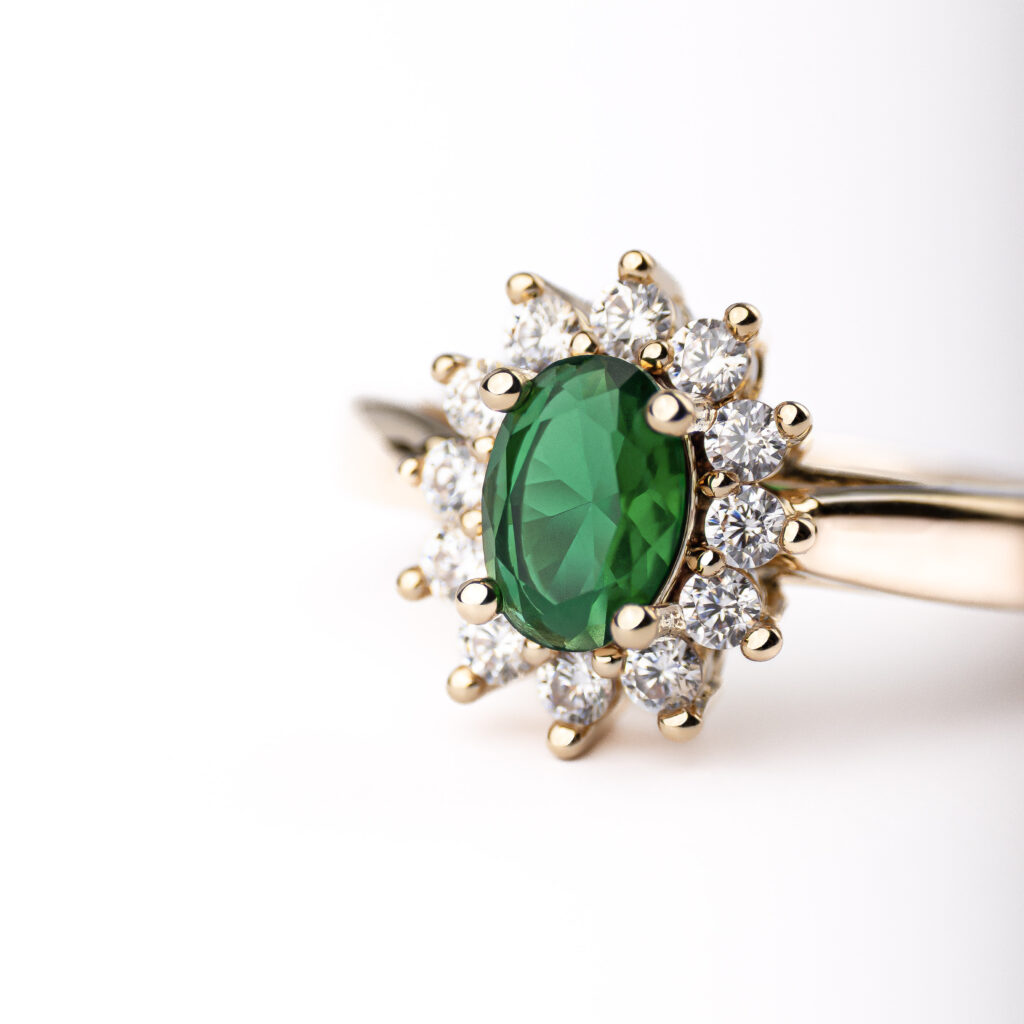 Promesse by Isadora, bague en argenté ou doré avec pierre
