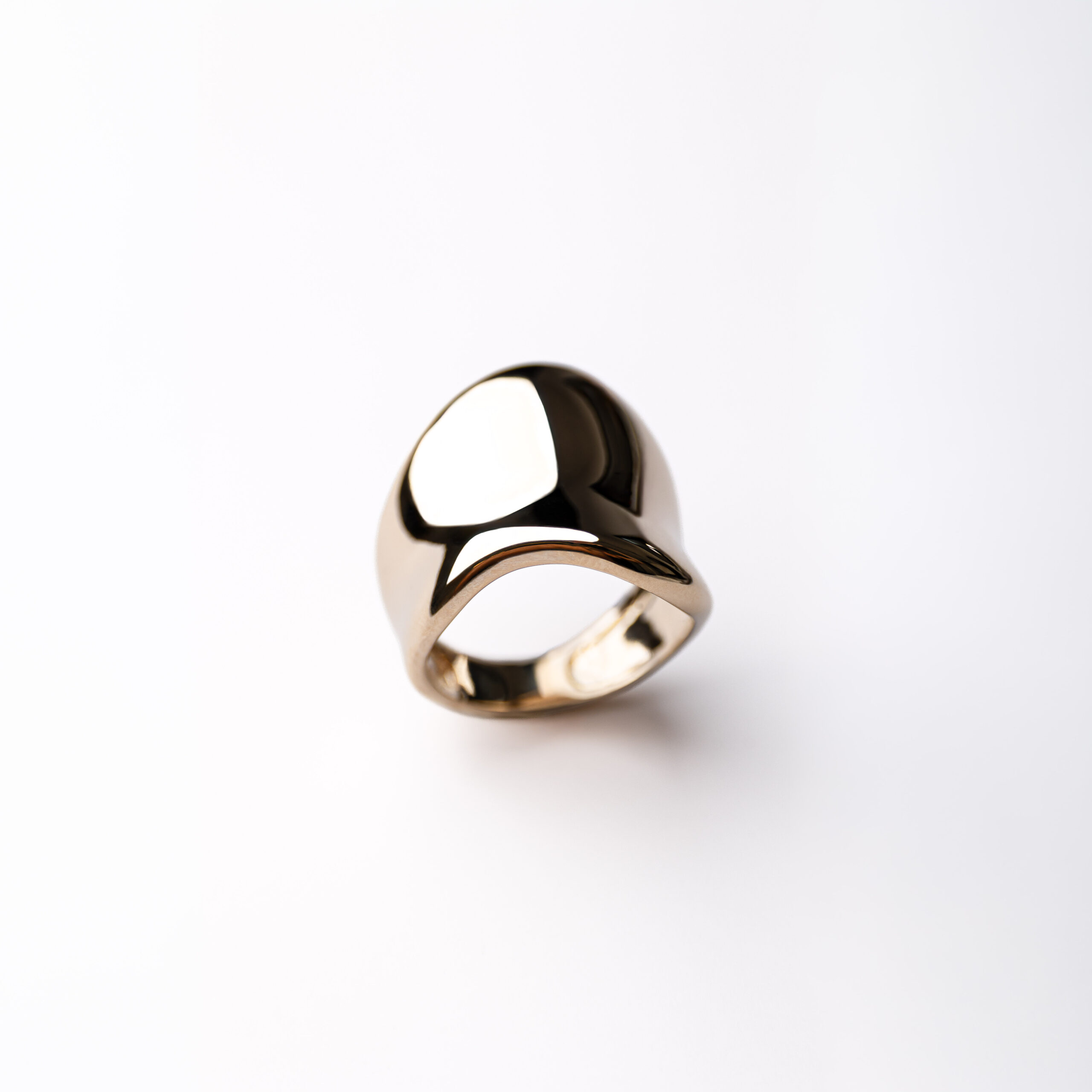 Grosse bague vague Isadora Boutique recouvert d'or 3 microns